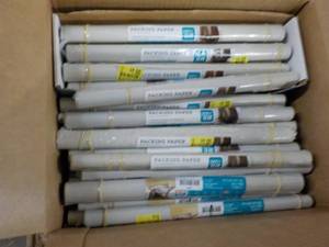 lot 265 image: Pen Gear Packing Paper...
