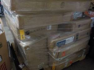 lot 287 image: Pallet Lot of Medicine Cabinets  m...