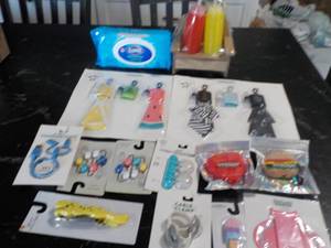 lot 135 image: Random Lot of Electronic Products, ...