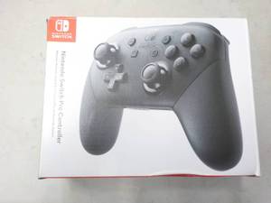 lot 220 image: Nintendo Switch Pro Controller...