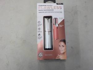 lot 225 image: Flawless Hair Remover...