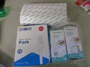 lot 59 image: Napkins and Plastic Utensils...