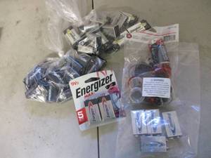 lot 65 image: Batteries and Magnets...