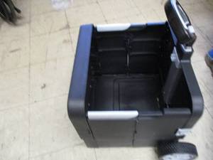 lot 76 image: Rolling Foldable Box...