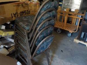lot 443 image: 5 Metal Chairs...