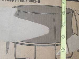 lot 76 image: 14 foot trampoline enclouser open b...