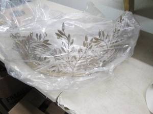 lot 198 image: williams sonoma ml vine open box ...