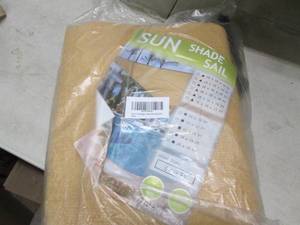 lot 208 image: sunshade sail 8 foot x 12 foot ...