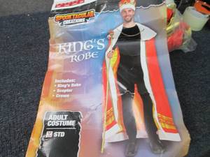 lot 100 image: Spooktacular Creations Adult Std Ki...