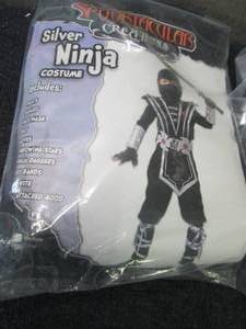 lot 117 image: Spooktacular Creations Child Small ...