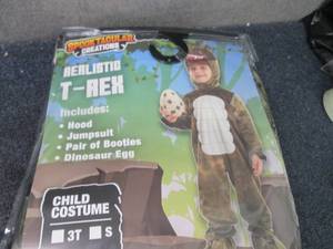 lot 125 image: Spooktacular Creations Child Medium...