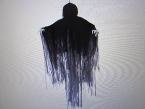 lot 126 image: Joyin 5 Ft Dark Hanging Grim Reaper...