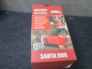 lot 156 image: Joiedomi 5 ft Santa Dog Holiday Inf...