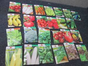 lot 174 image: 25 Assorted Packs of Burpee Vegetab...
