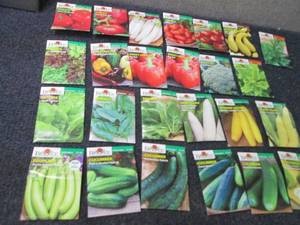 lot 175 image: 25 Assorted Packs of Burpee Vegetab...