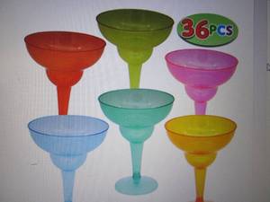 lot 189 image: 3 boxes JOYIN 36 Packs Plastic Marg...
