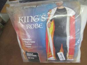 lot 196 image: Spooktacular Creations Adult Std Ki...
