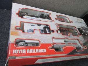 lot 215 image: Joyin Railroad Classic Train Set op...