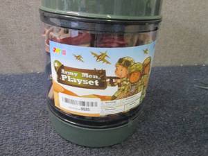 lot 251 image: Joyin Army Men Playset Retail $21.9...