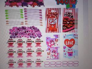 lot 265 image: Joyin Valentines Party Favors & Tre...
