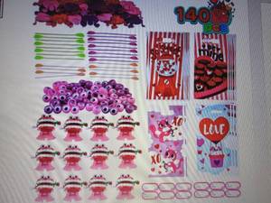 lot 289 image: Joyin 140 pc Valentines Party Set F...