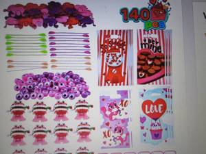 lot 293 image: Joyin 140 pc Valentines Party Set F...