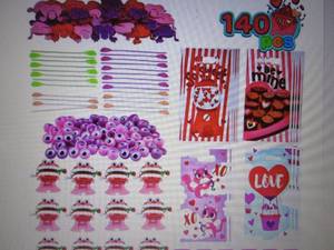 lot 294 image: Joyin 140 pc Valentines Party Set F...