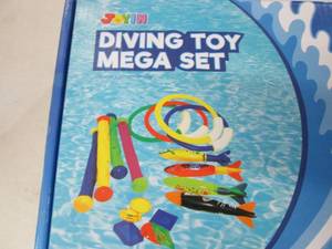 lot 315 image: Joyin Diving Toy Mega Set open box...
