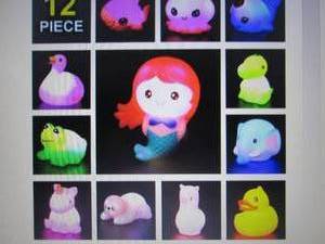 lot 334 image: Joyin 12 Packs Light-Up Bath Toys o...