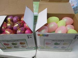 lot 338 image: 2 Packs Joyin Easter Eggs open box...