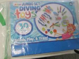 lot 339 image: 30 pc Joyin Diving Toy open box...