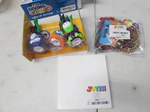 lot 353 image: 3 Diving Animals, Easter Bingo, Bea...