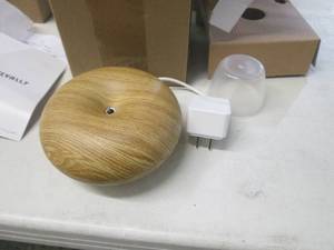 lot 367 image: Doughnut Aromatherapy Lamp open box...