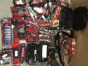 lot 31 image: BIG LOT OF HUSKY TOOrLS Various Conditions and Models See Pictures