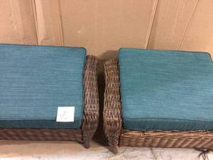 lot 46 image: Hampton Bay Malachite Patio Ottoman  Set Customer Returns See Pictures
