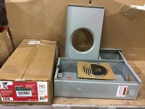 lot 64 image: 125 Amp 5 Terminal Ringless Medium Duty Lever Bypass Overhead Meter Socket Customer Returns See Pictures