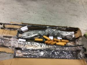 Zinus GOOD DESIGN Winner - Justina Grey Full 14 In. Quick Snap Standing Mattress Foundation Customer Returns See Pictures&nbsp