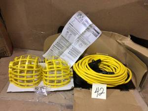 Husky 50 ft. 5-Bulb String Caged Work Lights Customer Returns See Pictures&nbsp