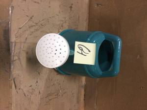 Bloem 2 Gal. (256 fl. oz.) Watering Can Deluxe Bermuda Teal Green Customer Returns See Pictures&nbsp