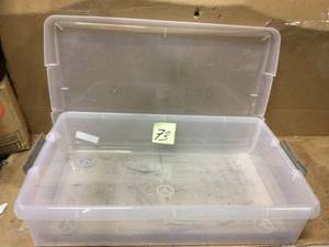 IRIS 40-Qt. Underbed Store and Slide Storage Box in Clear Tan Handle Customer Returns See Pictures&nbsp