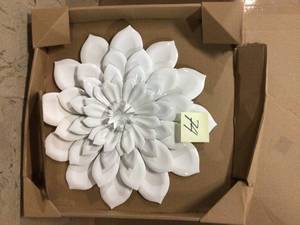 Layered Flower Wall Decor Customer Returns See Pictures&nbsp