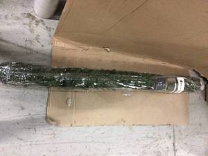 60 in. x 96 in. Faux Ivy Leaf IndoorOutdoor Privacy Roll Customer Returns See Pictures&nbsp