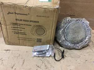 Deck Impressions Solar 3.5 7 in. 5-Watt Outdoor Wireless Rock Speaker with Multi-Linking Bluetooth Technology Customer Returns See Pictures