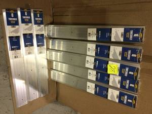 M-D Building Products 5 in. x 36 in. Aluminum Commercial Threshold Customer Returns See Pictures&nbsp