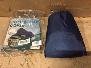 111 in. x 46 in. x 44 in. XXL Premium Polyester Water Repellent Motorcycle Cover Customer Returns See Pictures&nbsp