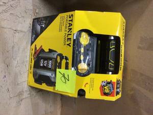 Stanley 1000 Peak Amp Jump Starter with 12-Volt DC Outlet and USB Power Customer Returns See Pictures&nbsp