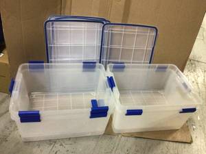 IRIS WEATHERTIGHT 60 Qt. Multi-Purpose Storage Box in Clear with Blue Buckles (4-Pack) Customer Returns See Pictures&nbsp