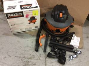 RIDGID 6 Gal. 3.5-Peak HP NXT WetDry Shop Vacuum with Filter, Hose and Accessories Customer Returns See Pictures&nbsp