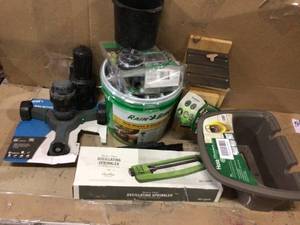 MIX LOT OF 3600 sq. ft. Indestructible Oscillating Sprinkler &amp GARDEN ITEMS Customer Returns See Pictures&nbsp