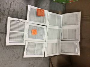 12 in x 8 in Adjustable, Single Deflection, 1 Way Supply Register for Duct Opening 12 in W x 8 in H Customer Returns See Pictures&nbsp
